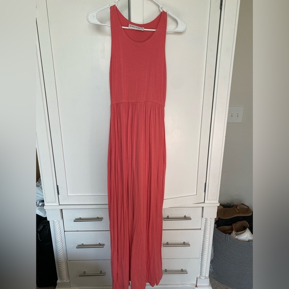 ☀️ 6 for $26 ☀️ Coral Maxi Dress - Picture 3 of 7